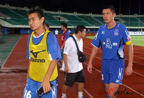 💡早报：利物浦1-0小胜国米；巴萨、拜仁皆逆转获胜（晨报：利物浦1-0险胜国米，巴萨和拜仁均完成逆转告捷）