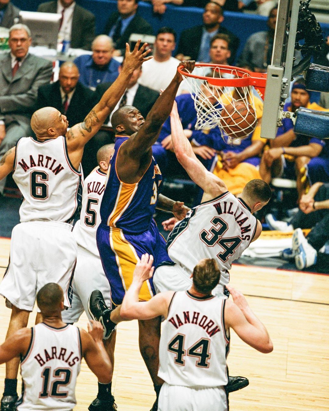 记者：泰山以次顶薪续约瓦科，有海滨城市球队报价但球员无意（据记者：泰山以次顶薪留住瓦科，沿海城市球队曾报价但其无意加盟）