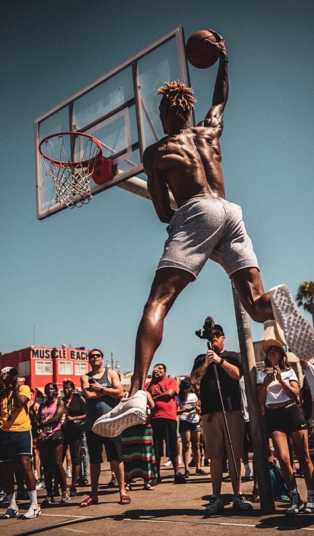 施洛特贝克：开场我们踢得极其松散；替补球员几乎每次都丢球（施洛特贝克：开局散漫；替补登场几乎次次丢球）