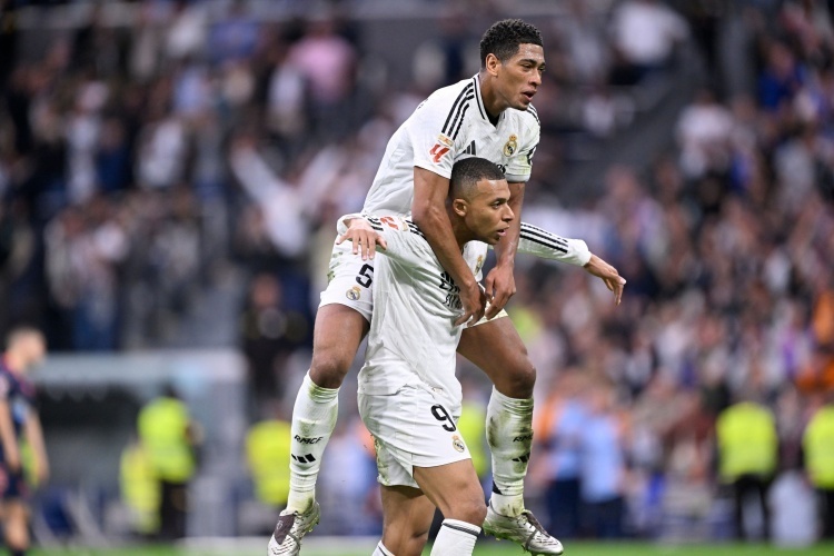 世体：埃里克-加西亚拒绝了巴黎的合同报价，选择留在巴萨（世体：埃里克-加西亚拒签巴黎报价，决定留守巴萨）