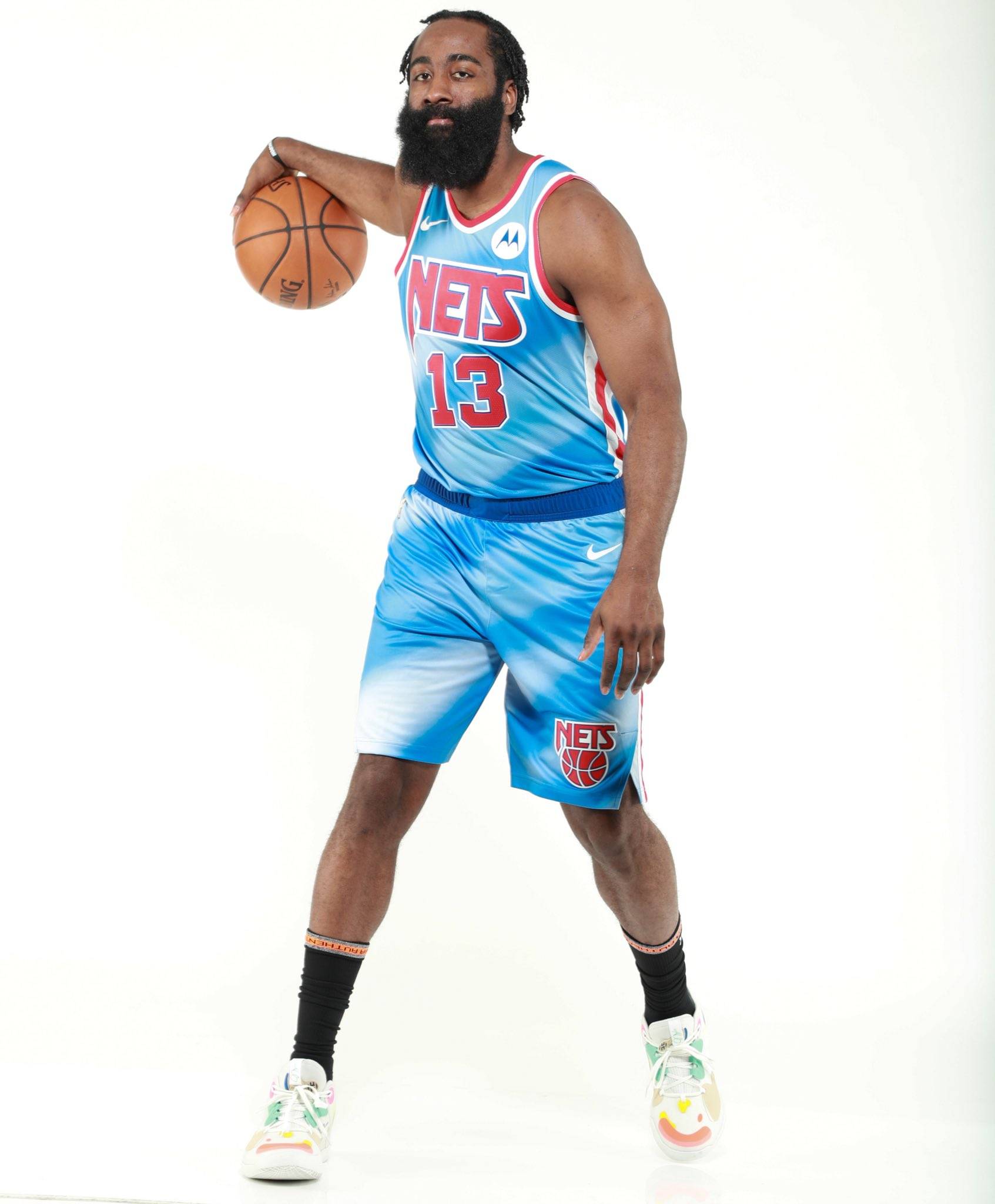 广岛前锋：在艰难的情况下能拿下一场平局很欣慰，感谢远征军（广岛前锋：逆境抢得一分倍感欣慰，向远征球迷致谢）